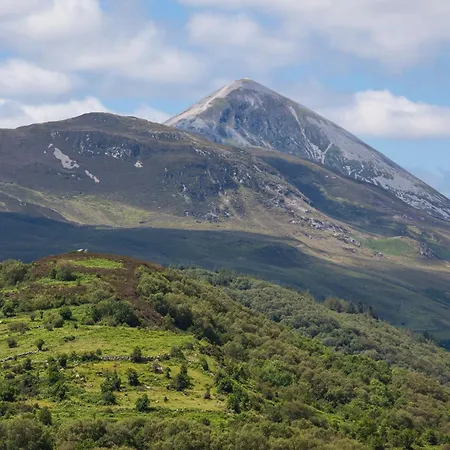Farnaught House * Westport