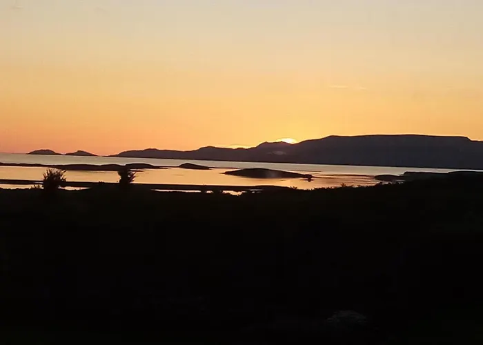 Farnaught House Westport